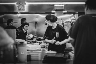 Inox cuisine professionnelle : plans de travail, meubles et normes