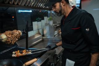 Matériel de restauration pour bruschetta : grills et équipements