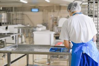 Machine sous vide professionnelle : cloche ou aspiration externe ?